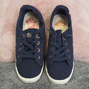 Roxy Squish Navy Blue Lace-Up Shoes